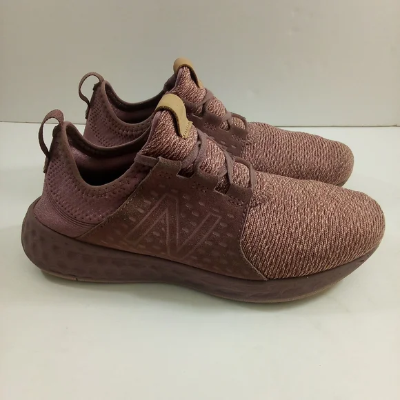 New Balance Fresh Foam Women 9 Pink Running Shoes - Picture 1 of 8